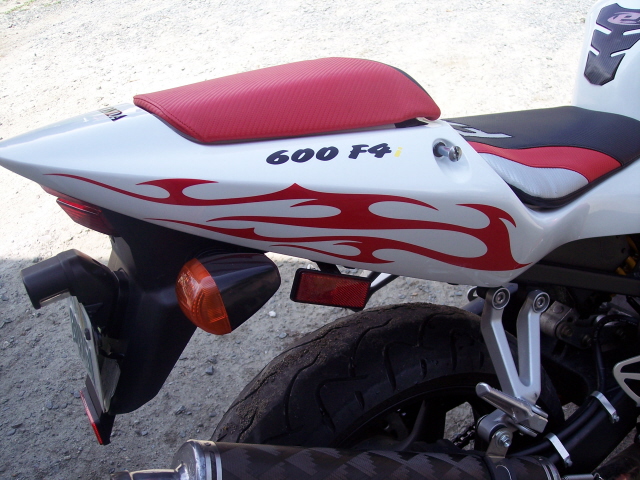 h1001.jpg