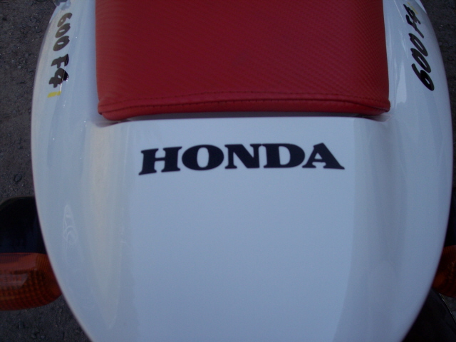 h1004.jpg